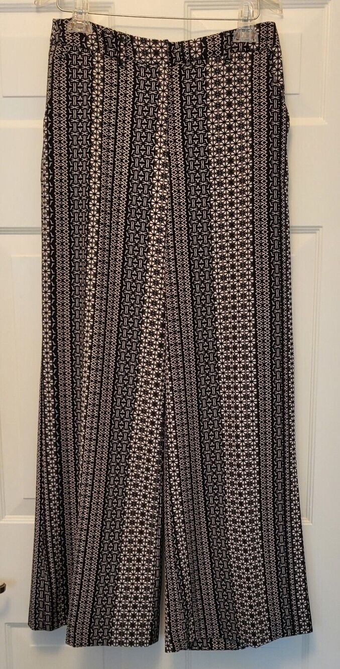 Women’s New York & Company Floral Black And White Design Stretch Pants Size 2